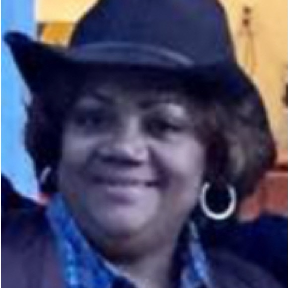 Meet your Posher, Melissa - Picture 2 of 2